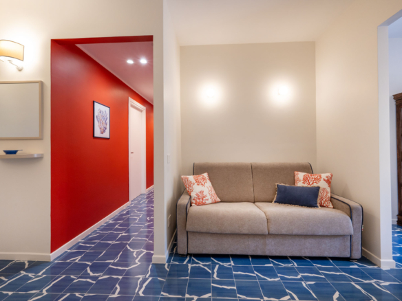 The Coral House Sorrento - sofa