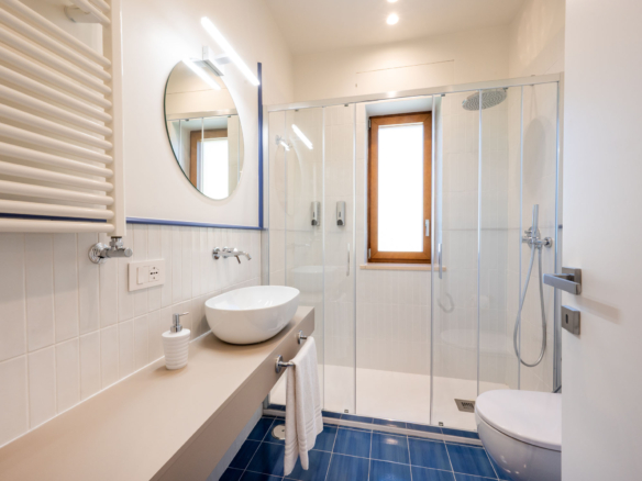 The Coral House Sorrento - bathroom no.3