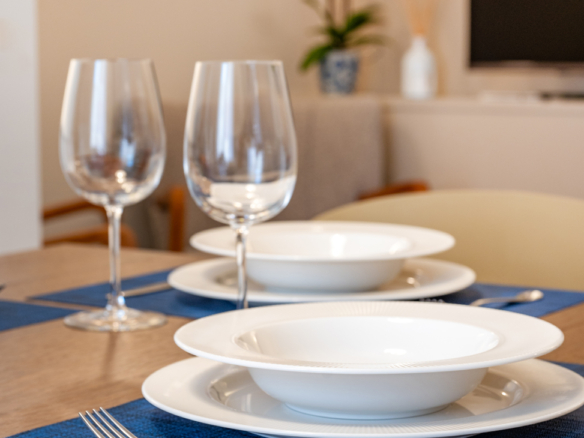 The Coral House Sorrento - dining area detail